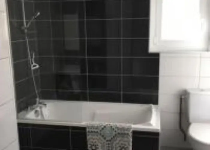 Lourdes Location 아파트